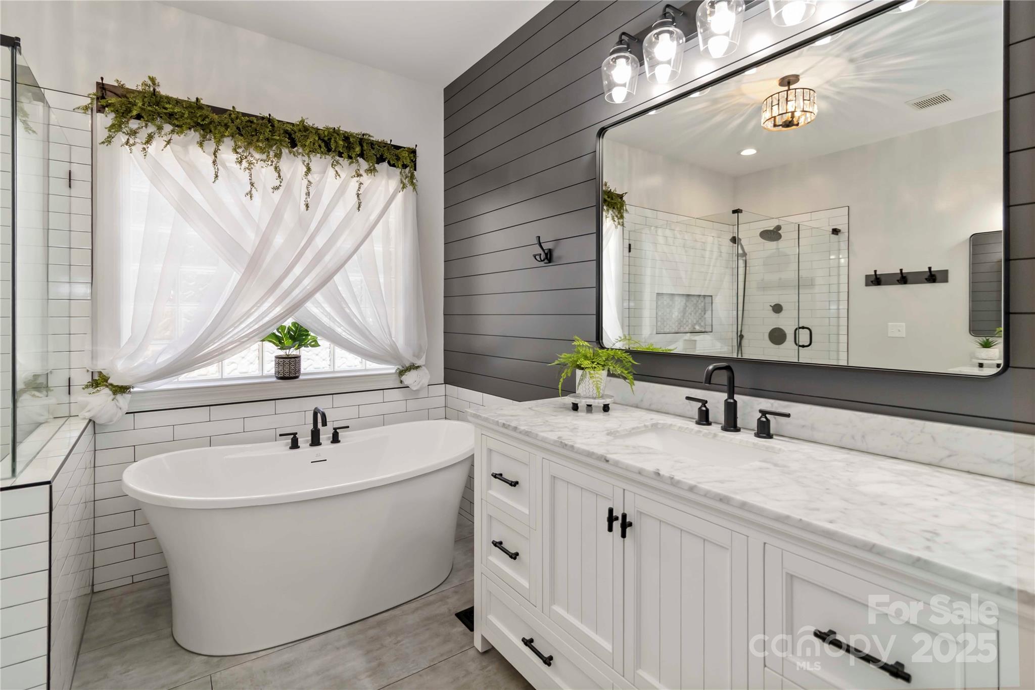 Holland Springs - Residential