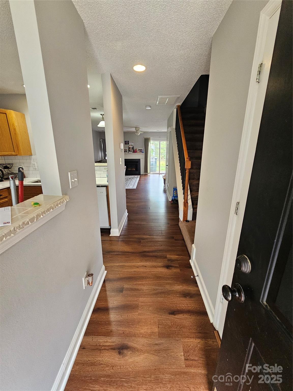 7562 Petrea Lane
