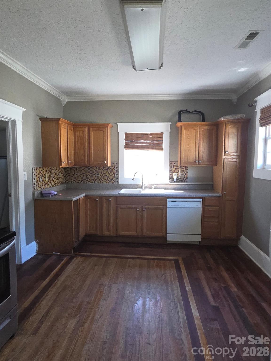 521 Bringle Ferry Road