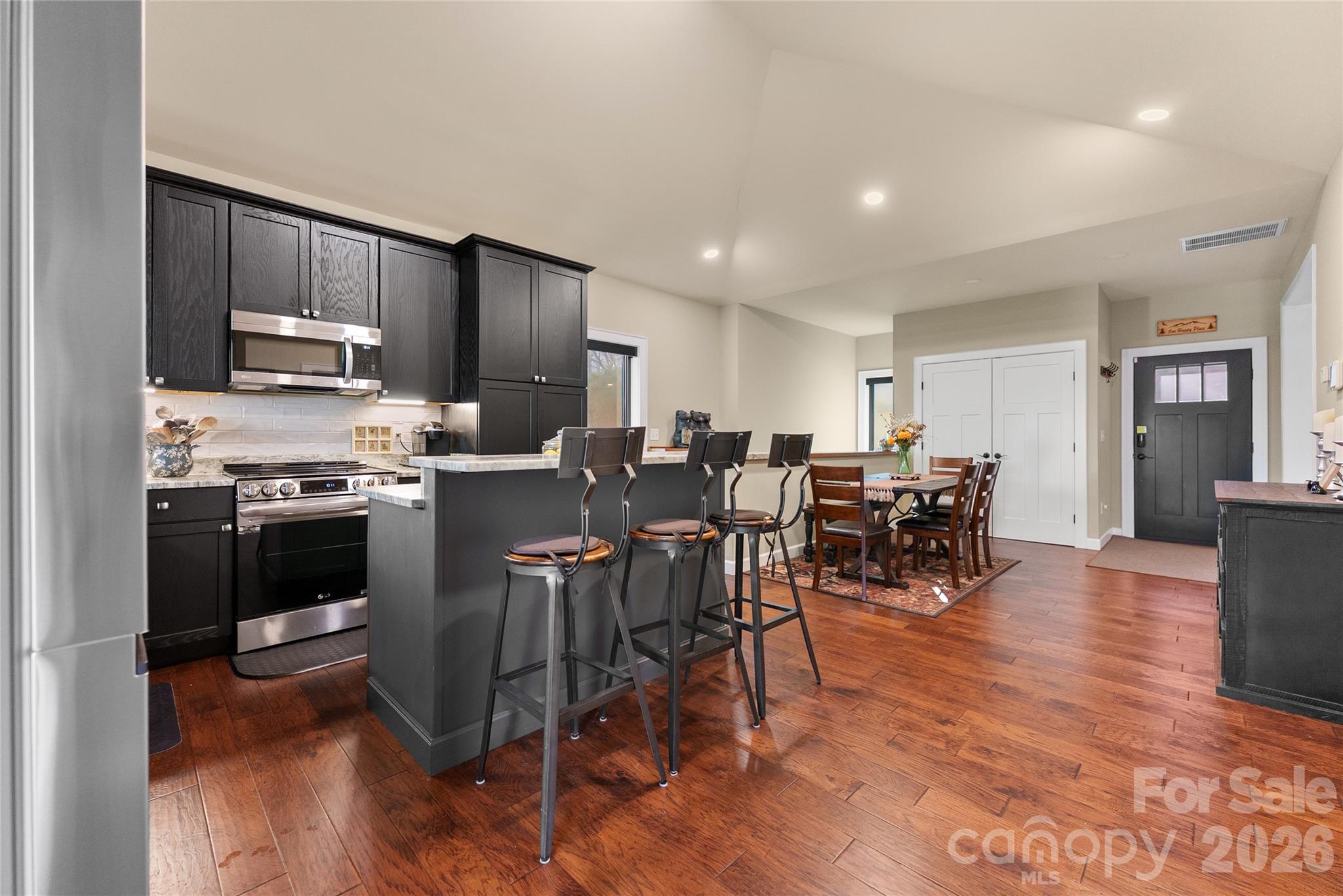 47 Winghaven Heights