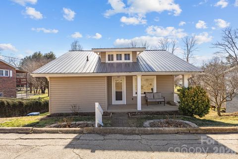 107 Axley Street Canton NC 28716