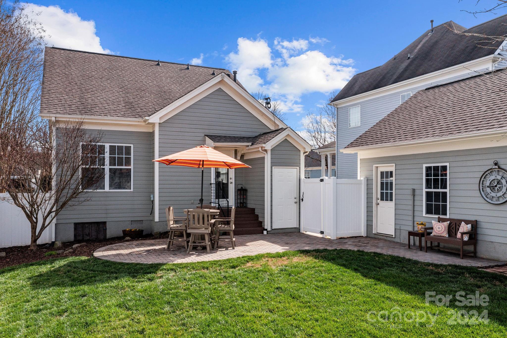 Birkdale Village - Residential