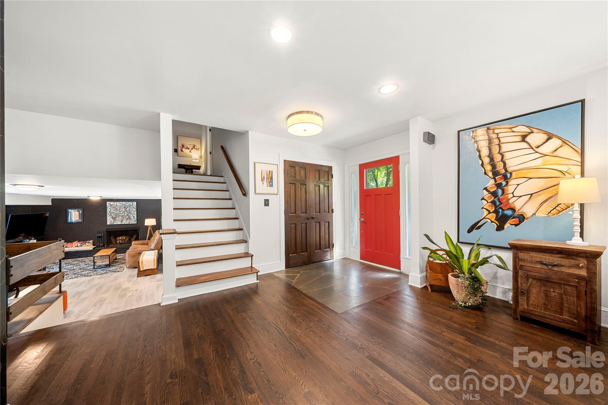 1206 Hollow Tree Court