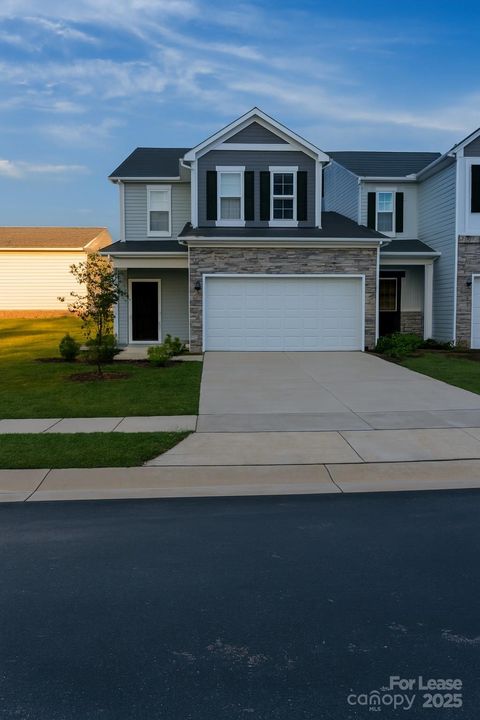 Photo of 4394 Bronze Boulevard, Sherrills Ford, NC 28673 (MLS # 4301778)