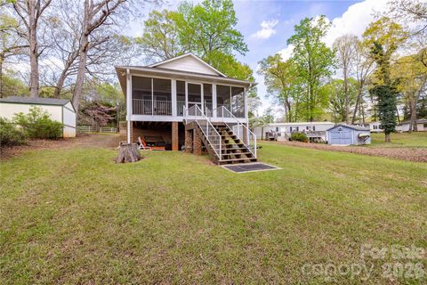 Photo of 646 Springwood Drive, Mount Gilead, NC 27306 (MLS # 4366149)