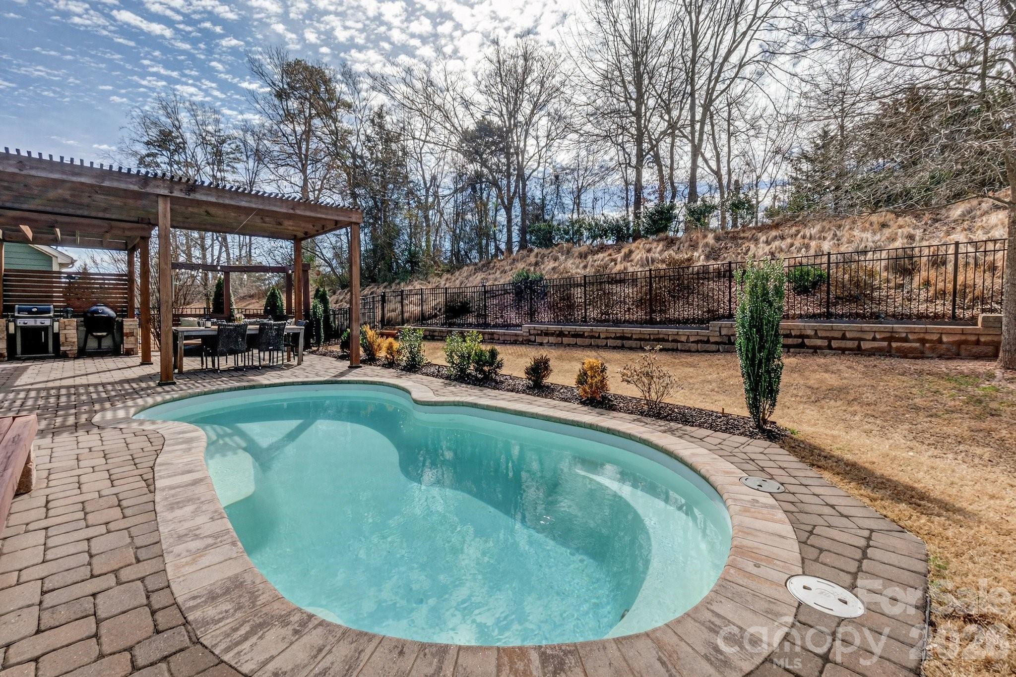 Avery Park - Residential