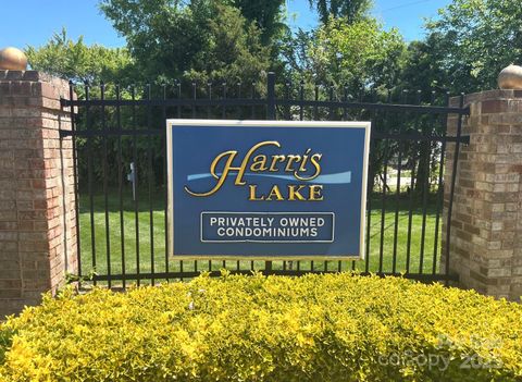 5810 Harris Grove Lane Charlotte NC 28212