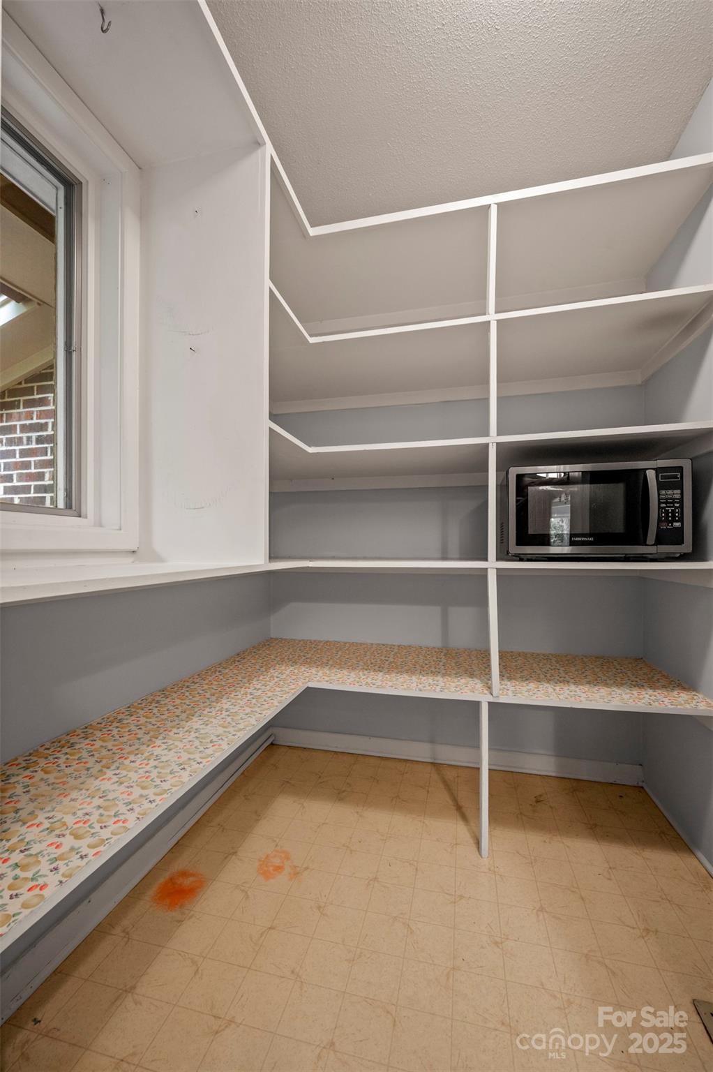 Red Fox - Residential