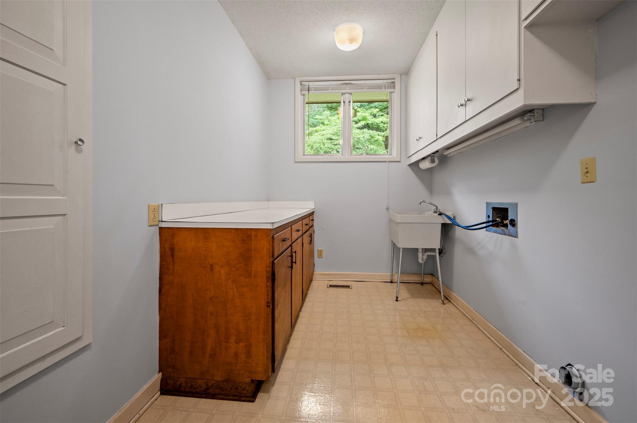 Red Fox - Residential