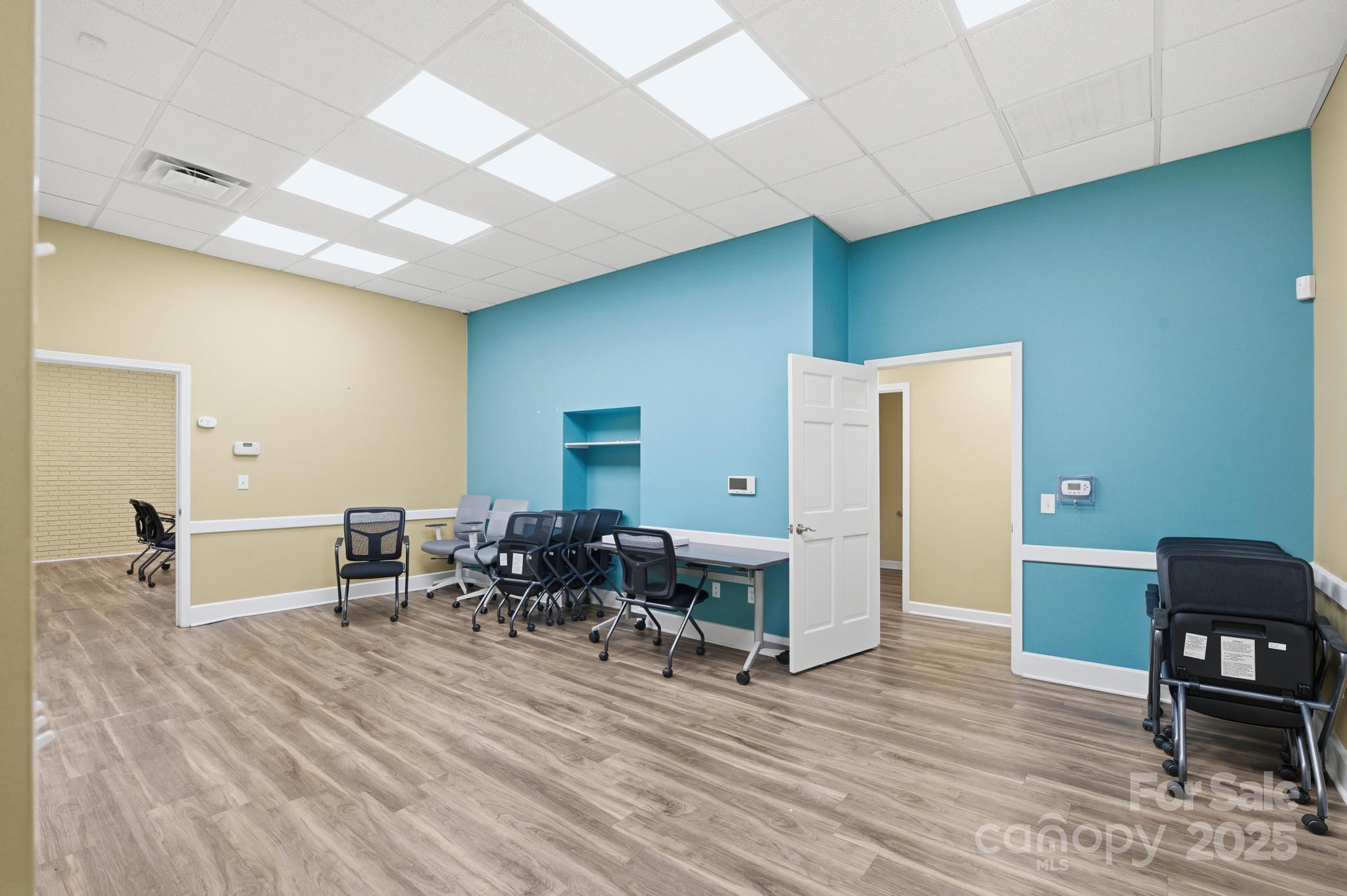 101 Willow Street NW