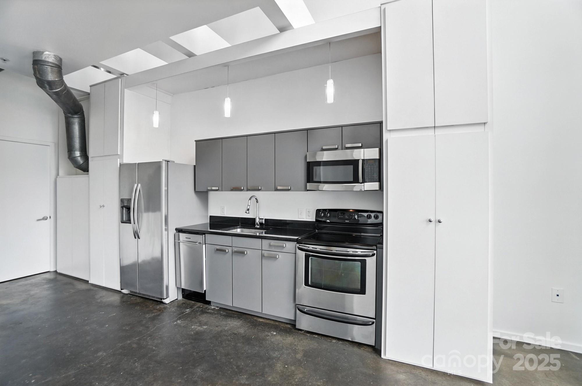 Fat City Condominium - Residential