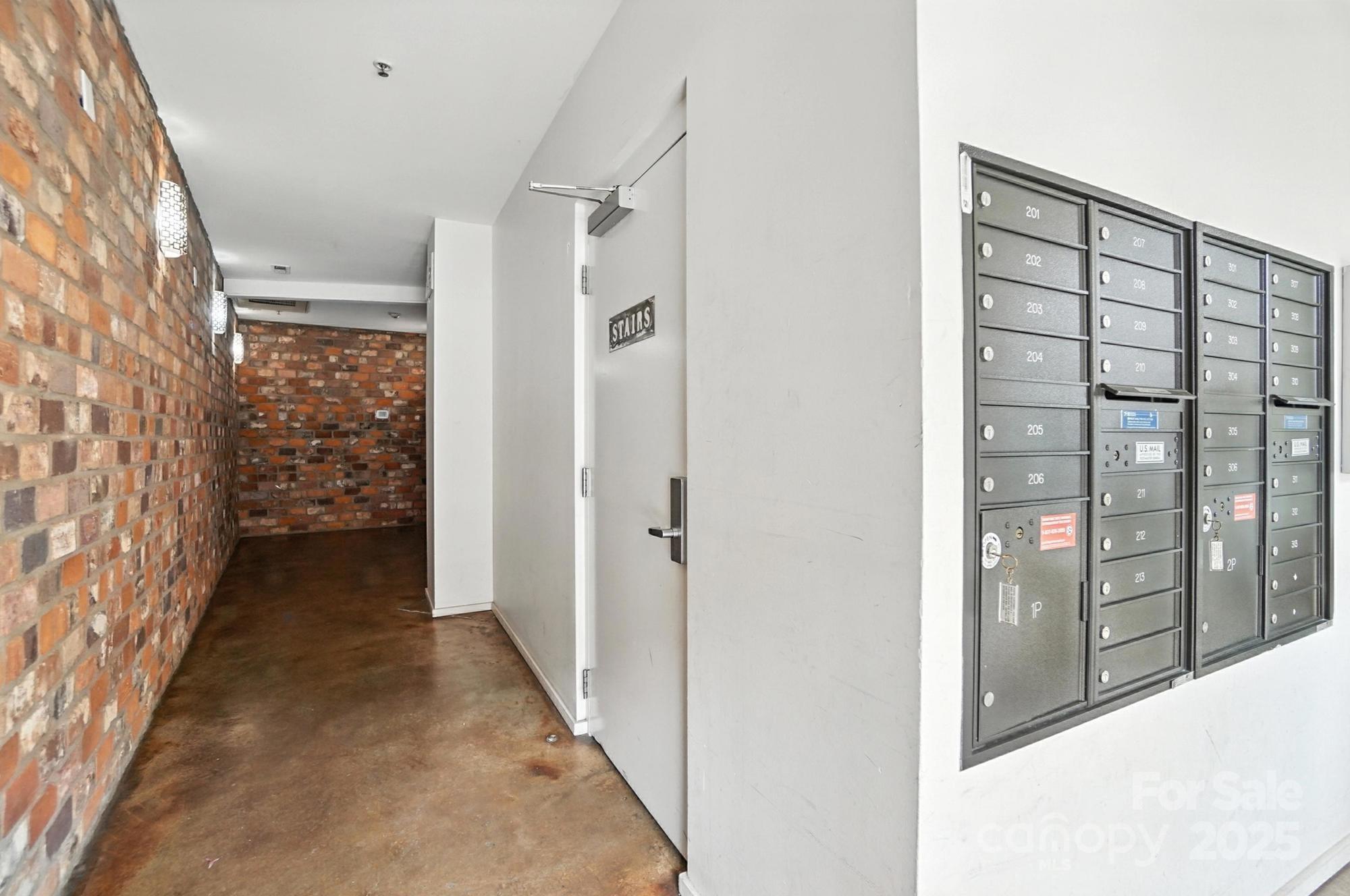 Fat City Condominium - Residential