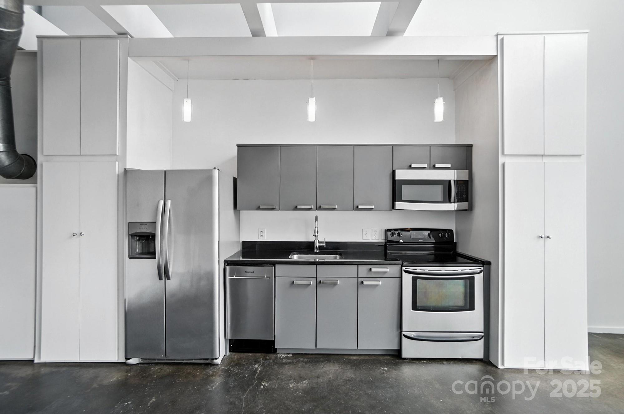 Fat City Condominium - Residential