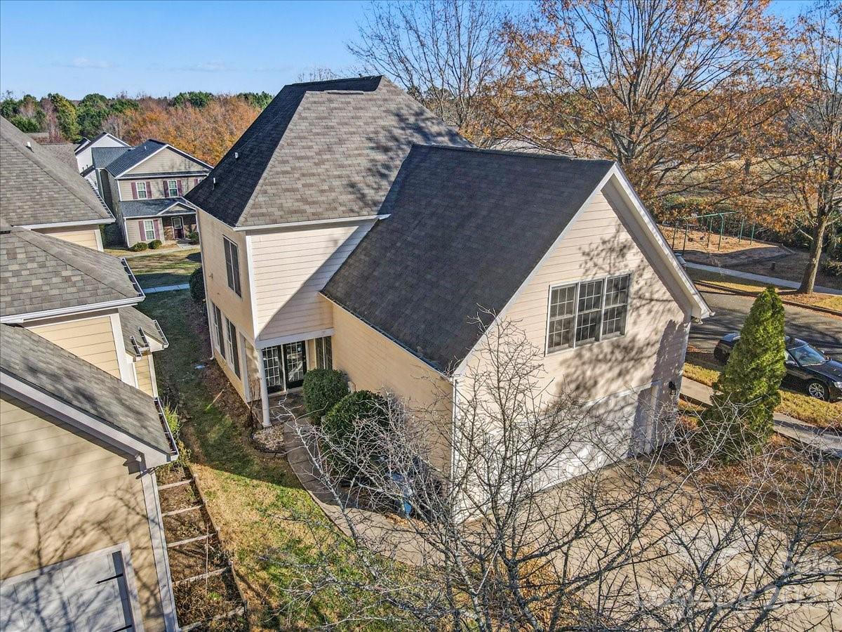 Harrogate at the Lake - Residential