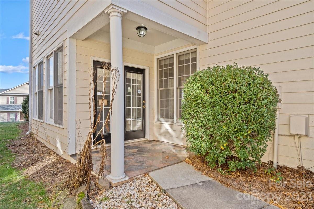 Harrogate at the Lake - Residential