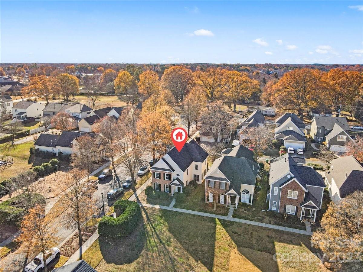 Harrogate at the Lake - Residential