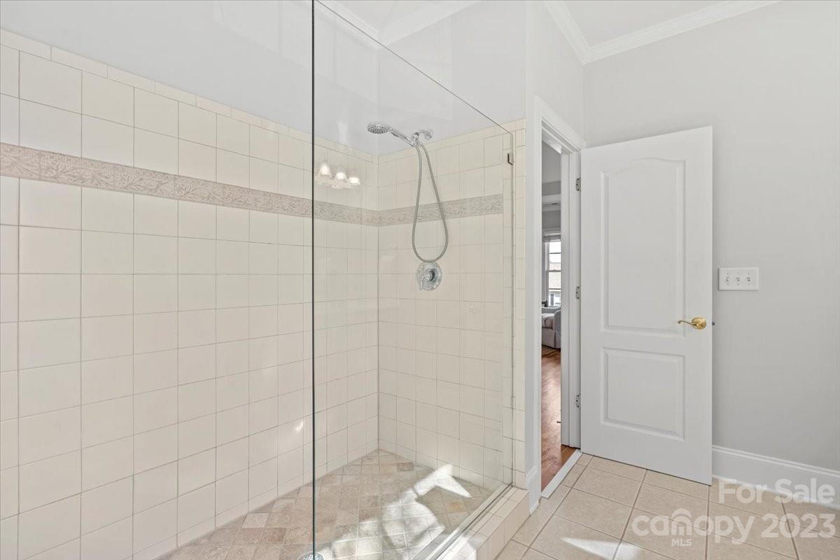 Harrogate at the Lake - Residential