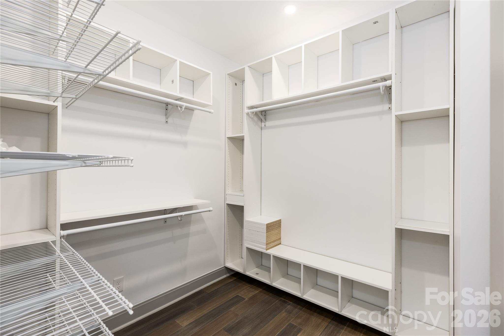 6721 Knightswood Drive