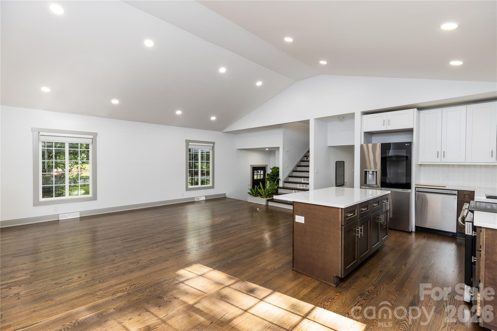 6721 Knightswood Drive