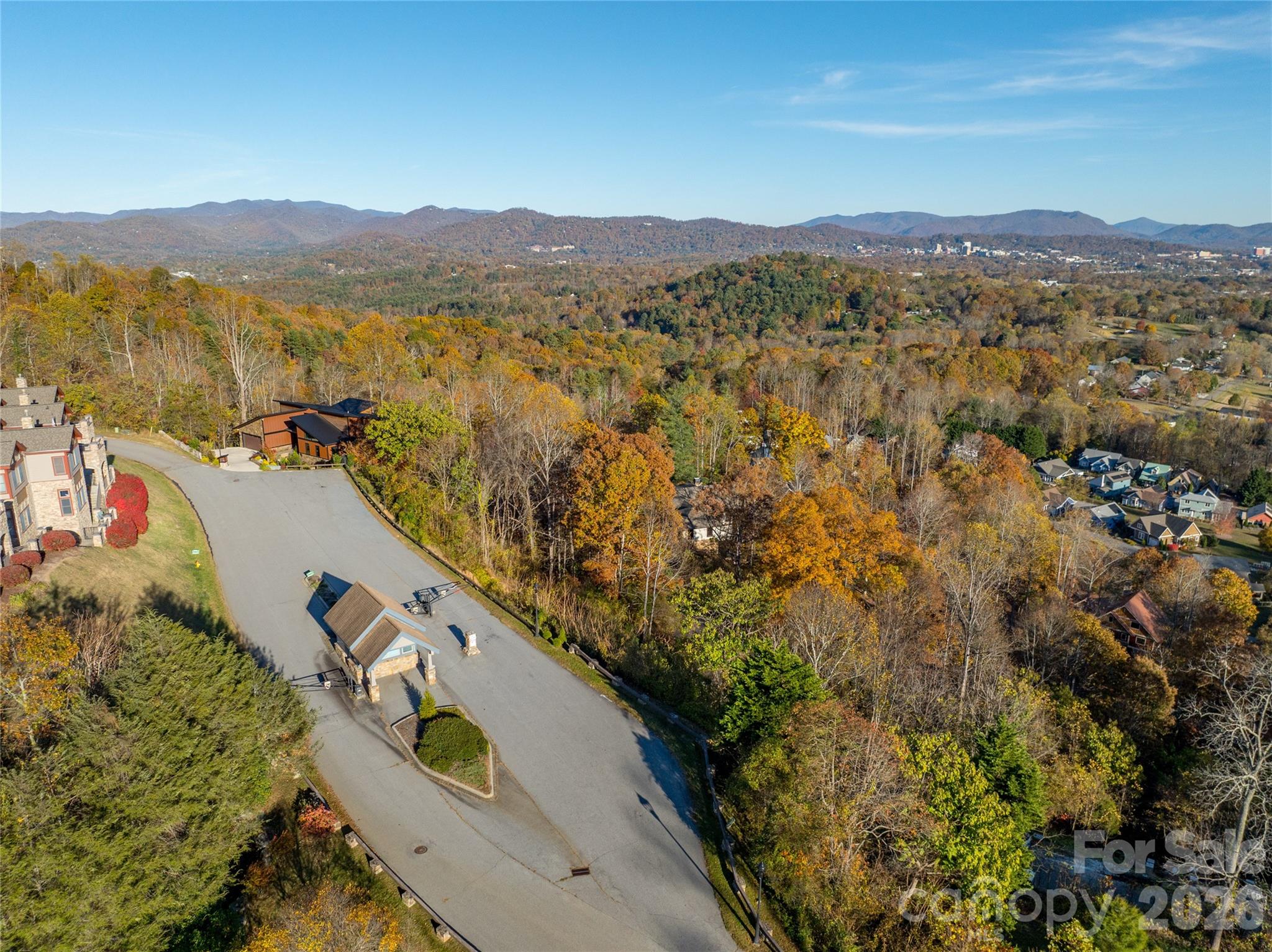 Crest Mountain - Residential