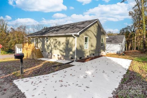 A home in Hickory