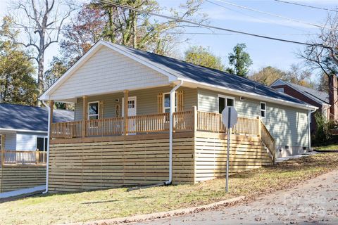 A home in Hickory