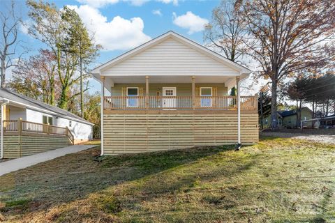 A home in Hickory