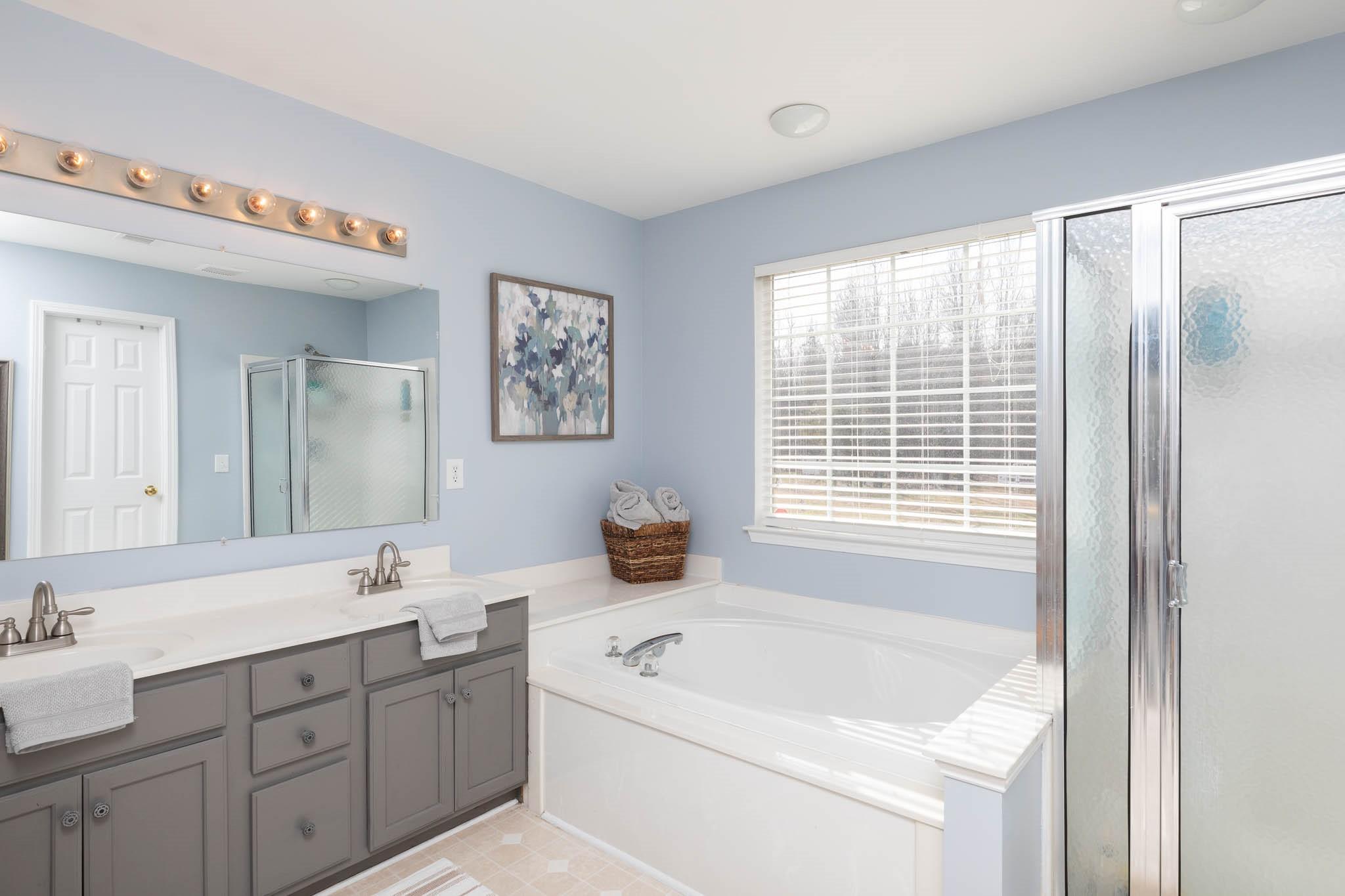 Hallmark Glen - Residential