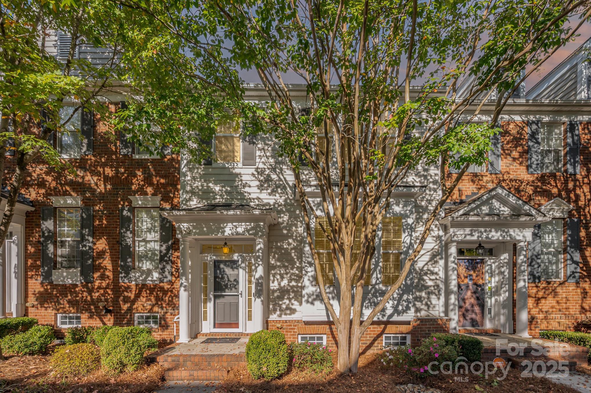 14012 Labeau Avenue