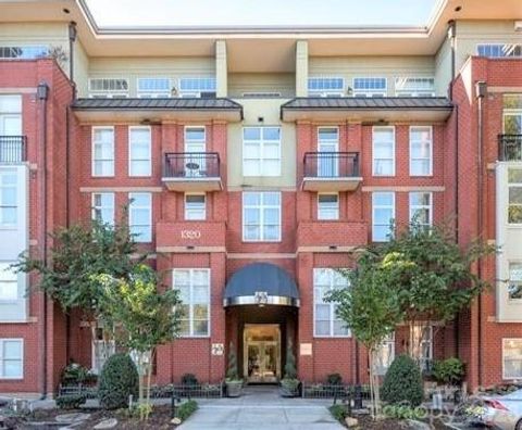 Photo of 1320 Fillmore Avenue #405, Charlotte, NC 28203 (MLS # 4347085)