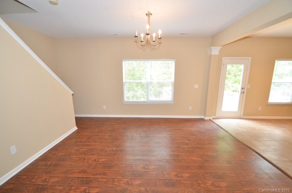 Sandy Pointe - Residential