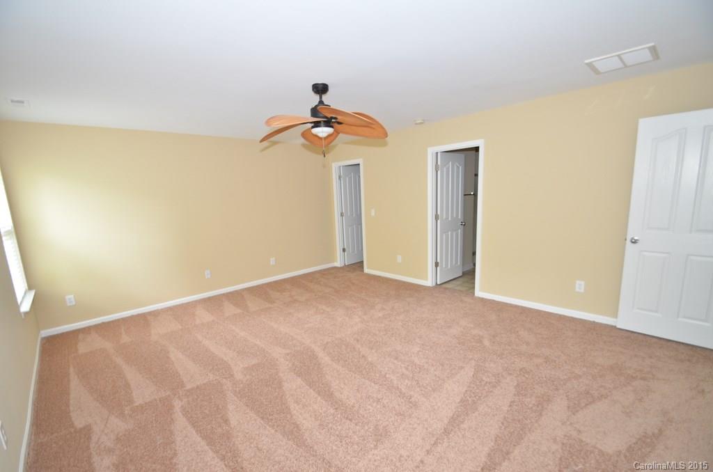 Sandy Pointe - Residential