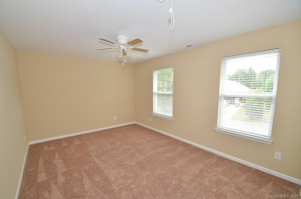 Sandy Pointe - Residential