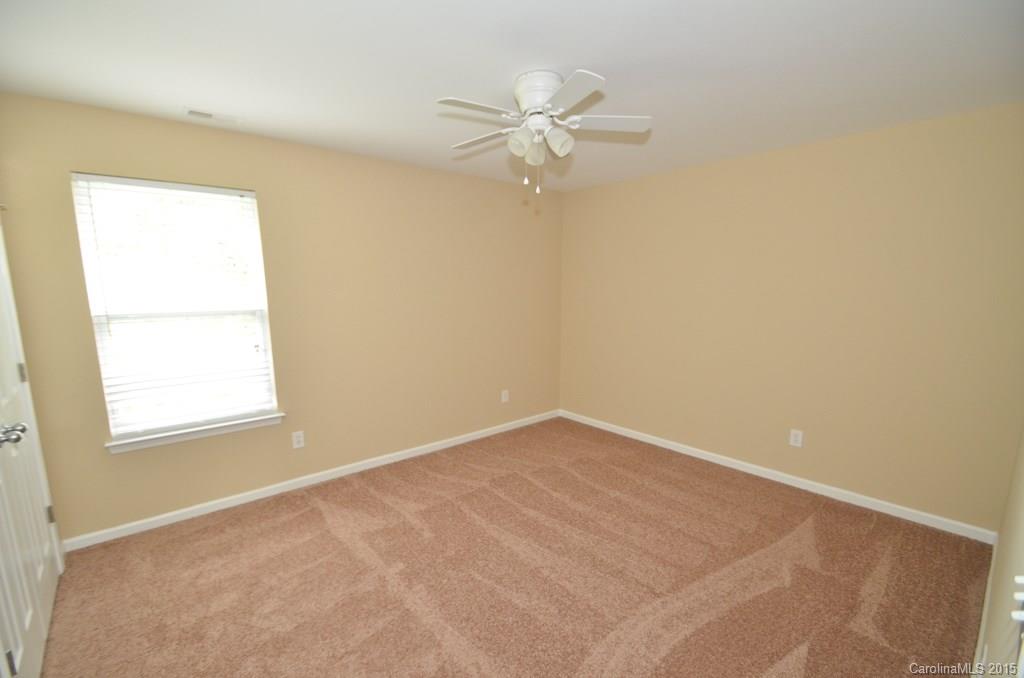 Sandy Pointe - Residential