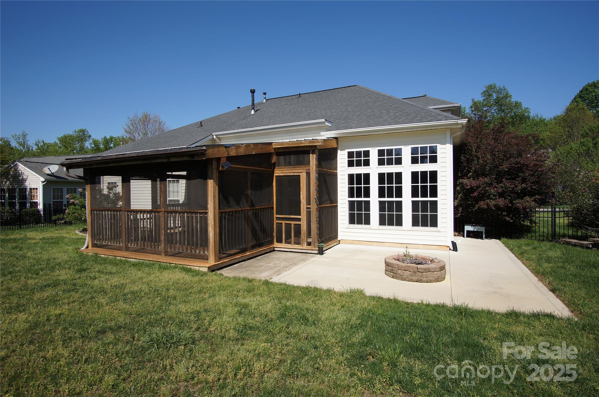 Glen Laurel - Residential