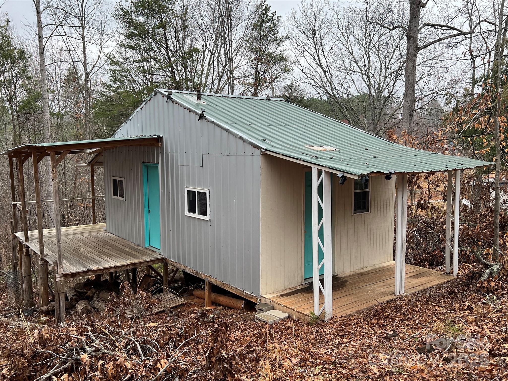 1217 Freeman Road