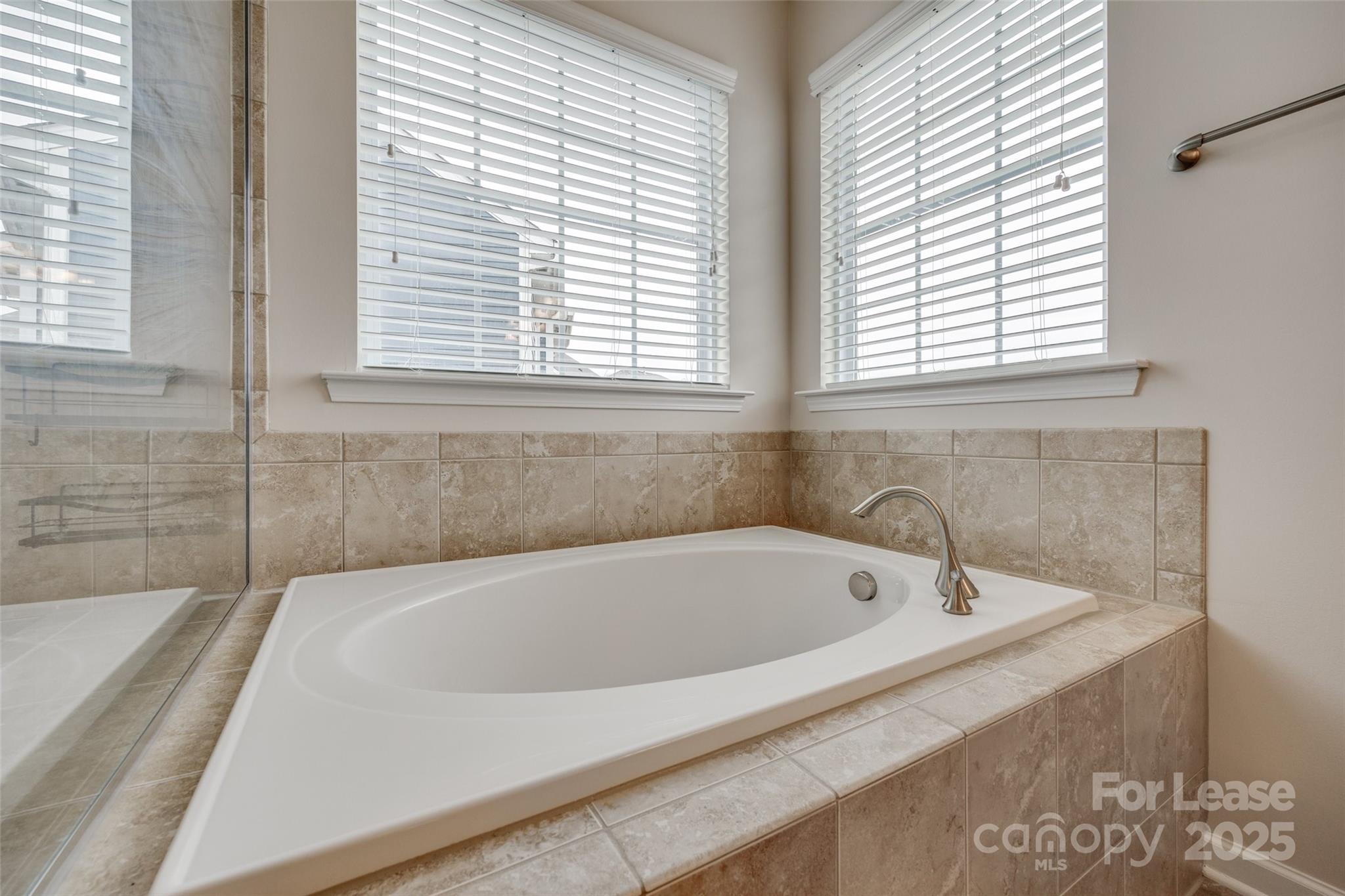 Hawks Creek - Residential Lease