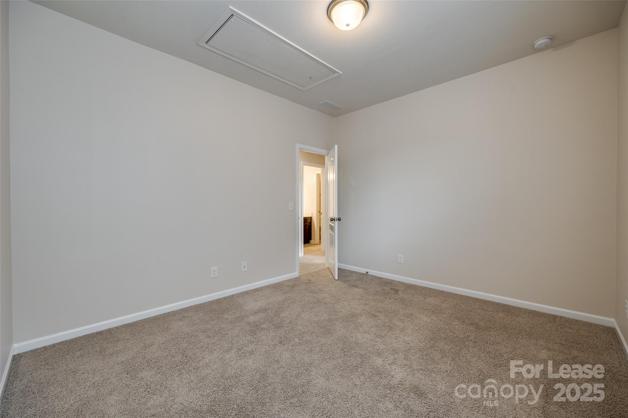 Hawks Creek - Residential Lease