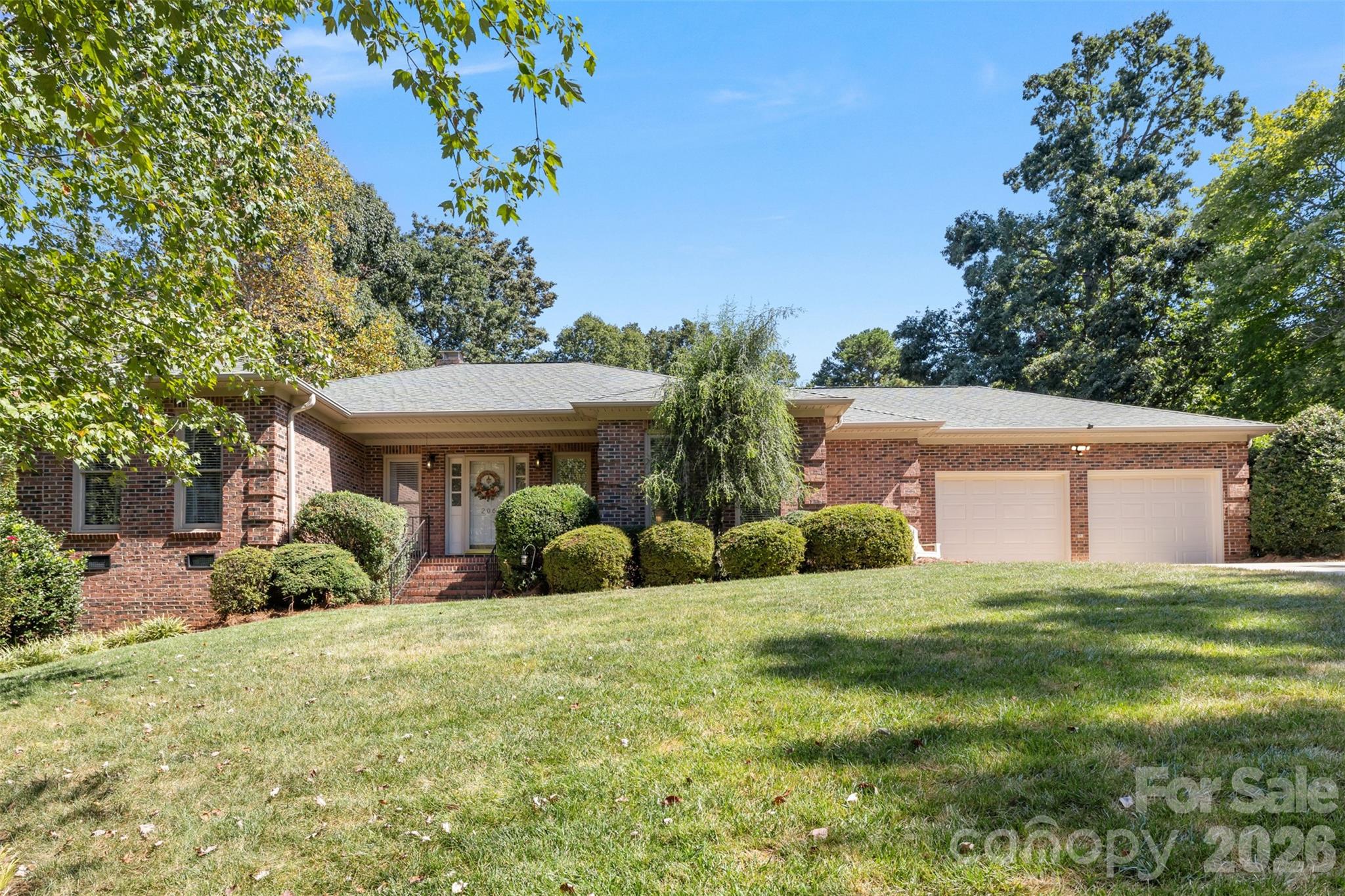 206 Woodridge Drive