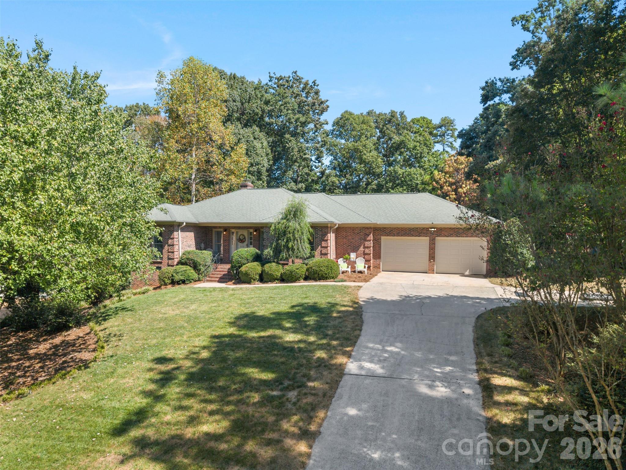 206 Woodridge Drive