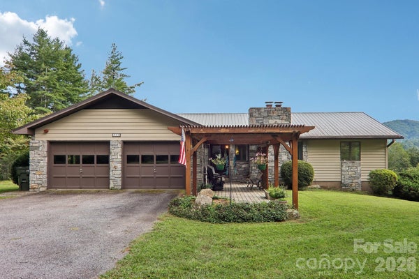 212 ROCKY MEADOW LN, ETOWAH, NC 28729 - Image cebc0f4fa958aa2570871009d331c9aa/3370225594