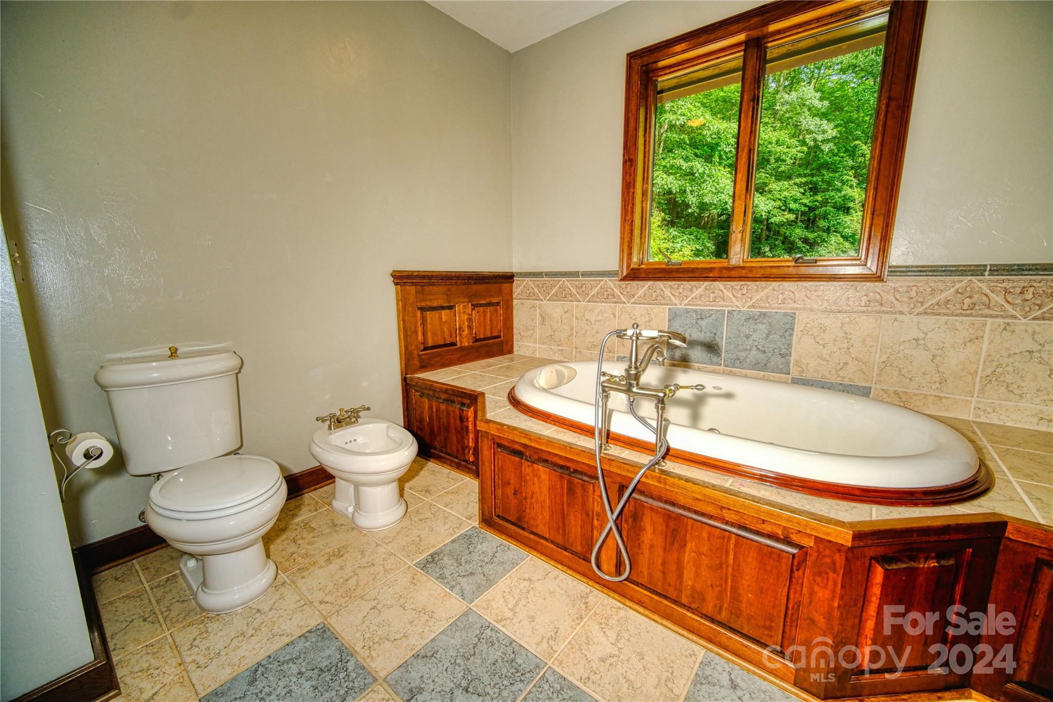 Chestnut - Residential