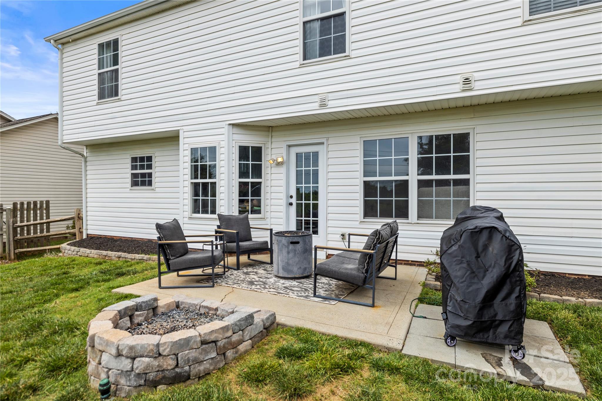 5549 Lemley Road NW