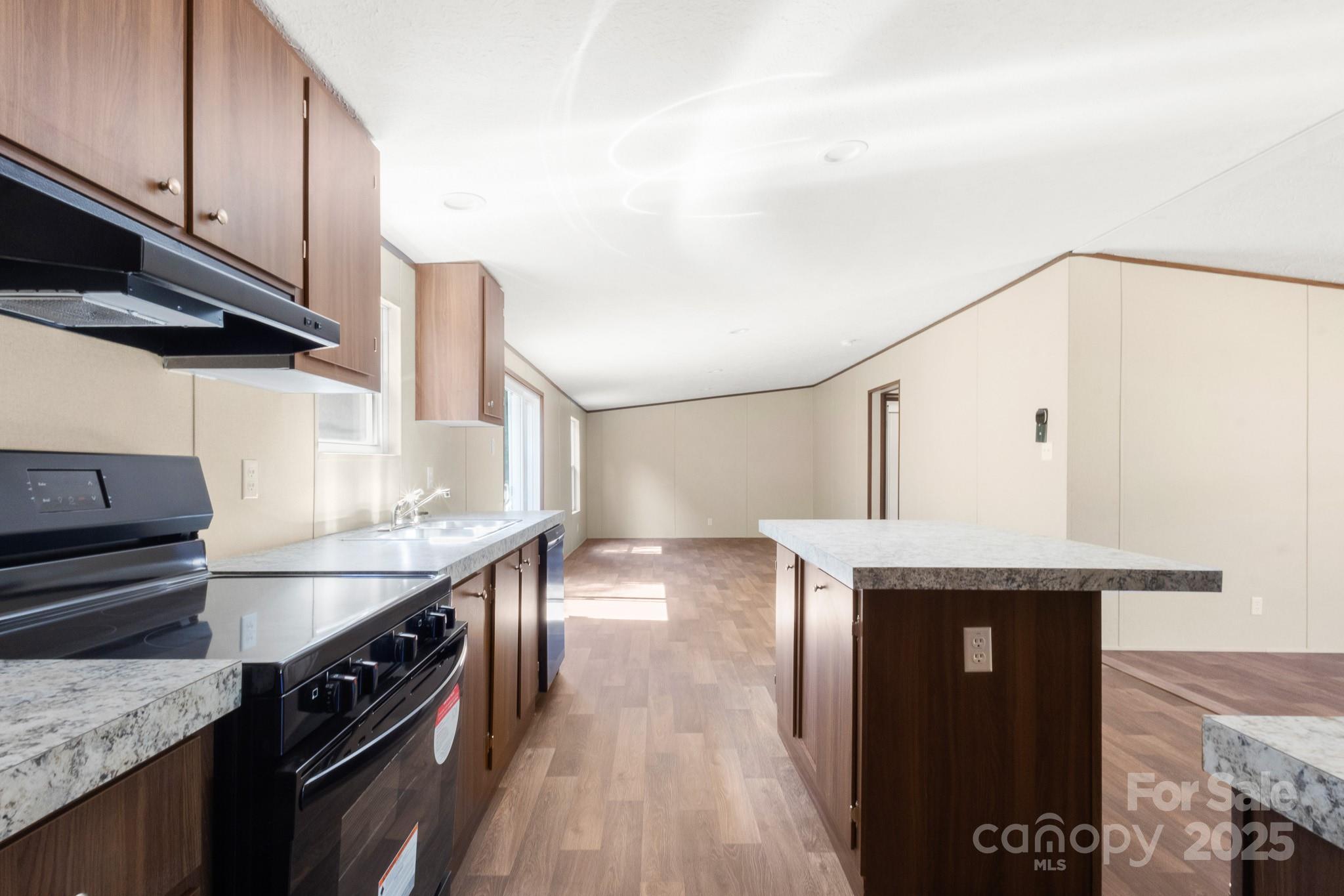 141 Lakewind Drive