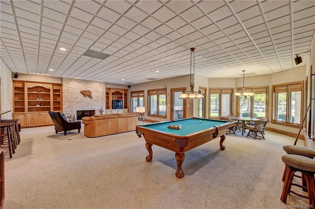 The Peninsula - Residential