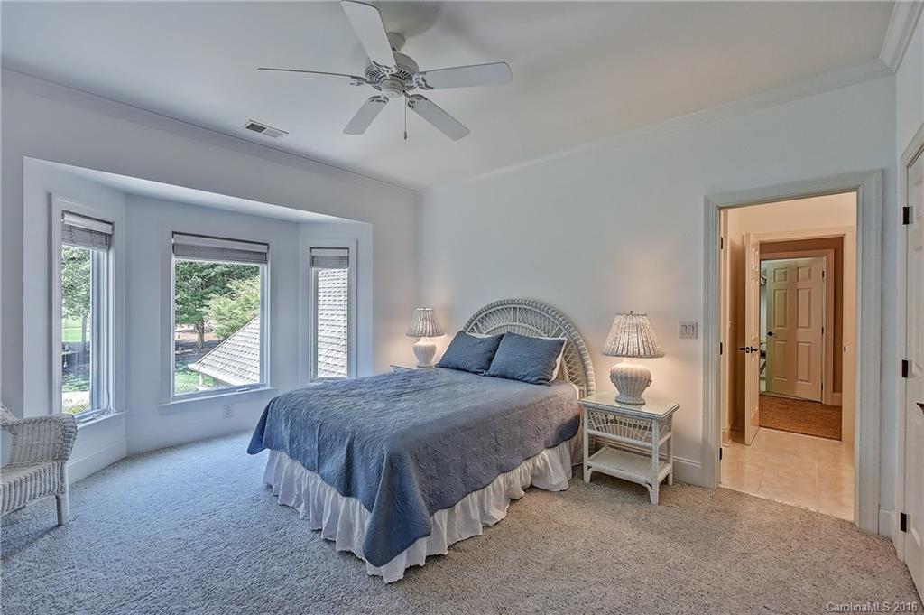 The Peninsula - Residential