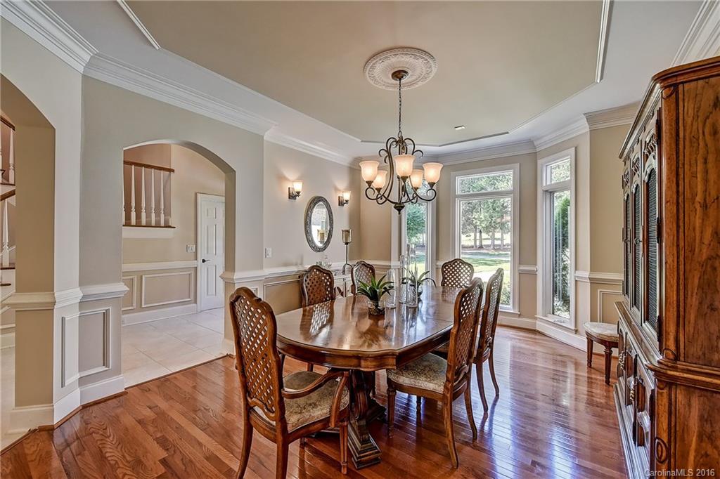 The Peninsula - Residential