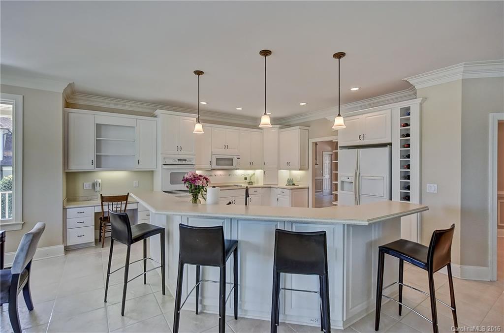 The Peninsula - Residential