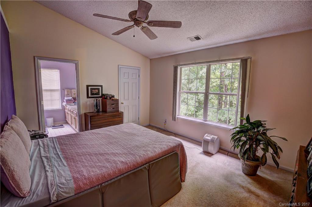 Hubbard Woods - Residential