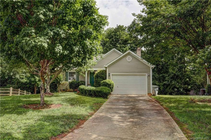 Adorable hard to find ranch home on quiet culdesac lot!  Home features 3 bedrooms, 2 full baths, large Family living area, Over-sized eat-in kitchen, new carpet in most areas, Over-sized 1 car garage, walk-in crawl space for additional storage, high ceilings, real wood-burning fireplace, and much more.  This one will go quick so come and see it today!